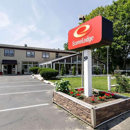 Econo Lodge By Choice - Cape Cod West Yarmouth Exteriör bild