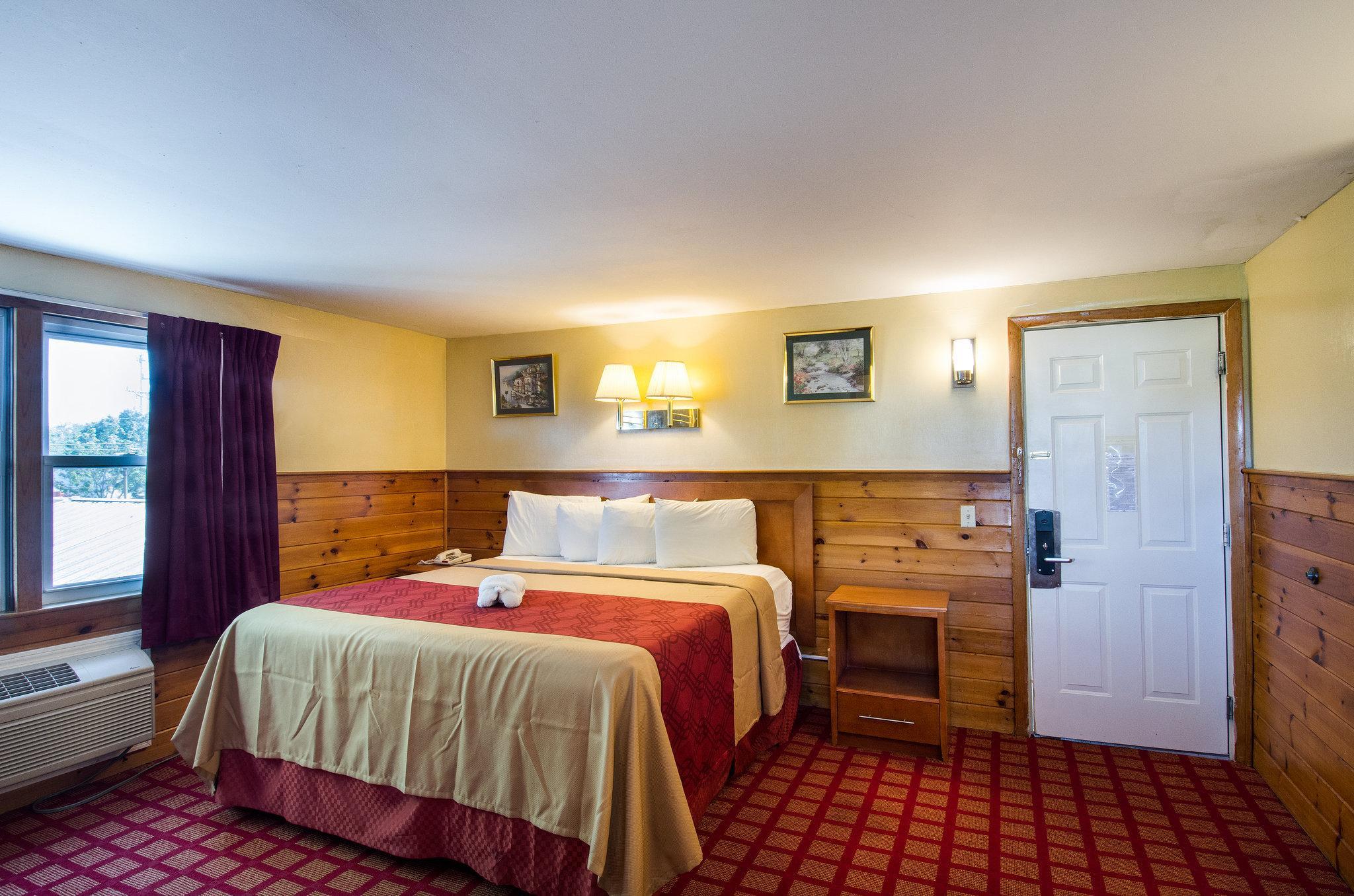 Econo Lodge By Choice - Cape Cod West Yarmouth Exteriör bild