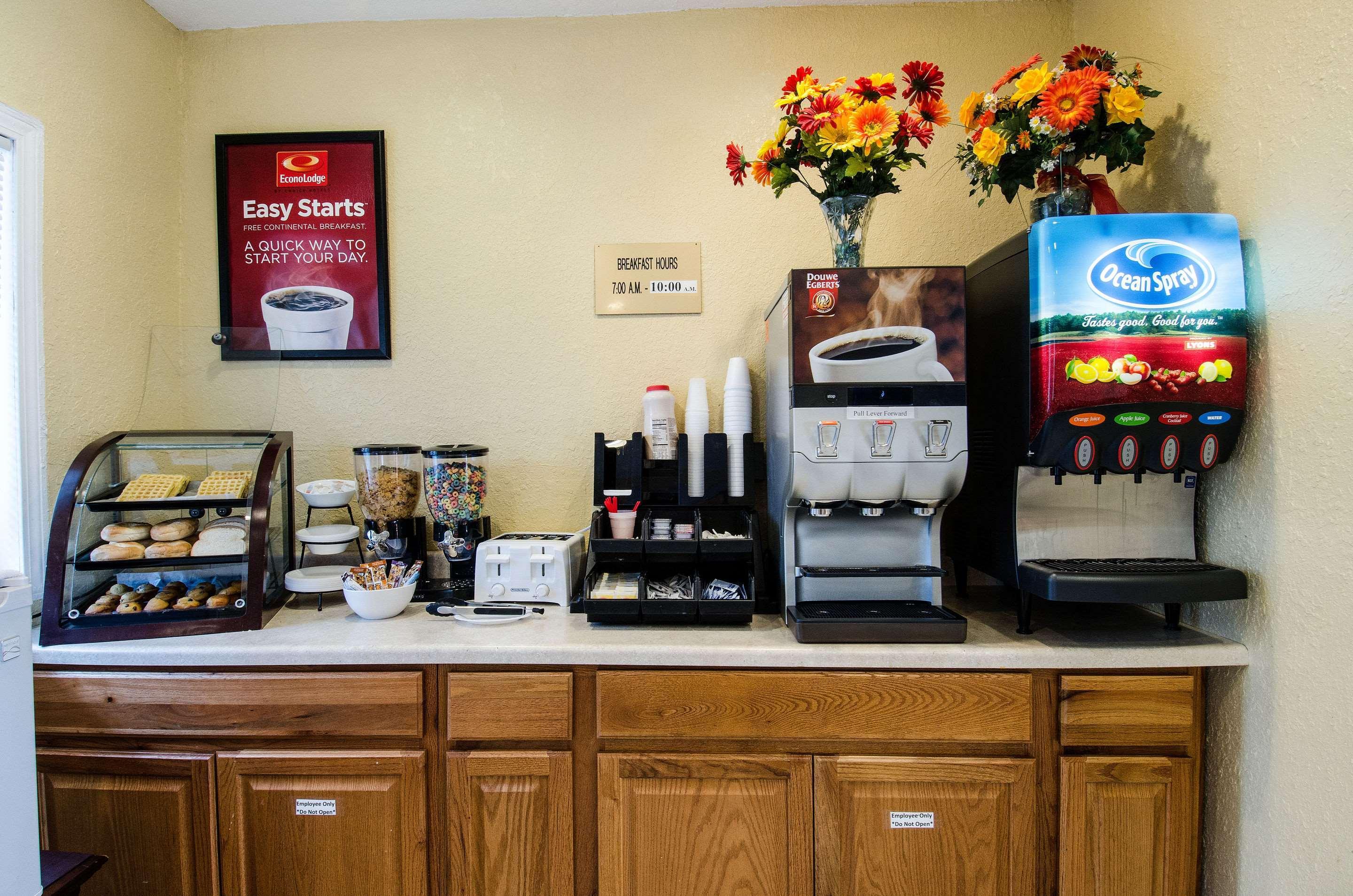 Econo Lodge By Choice - Cape Cod West Yarmouth Exteriör bild