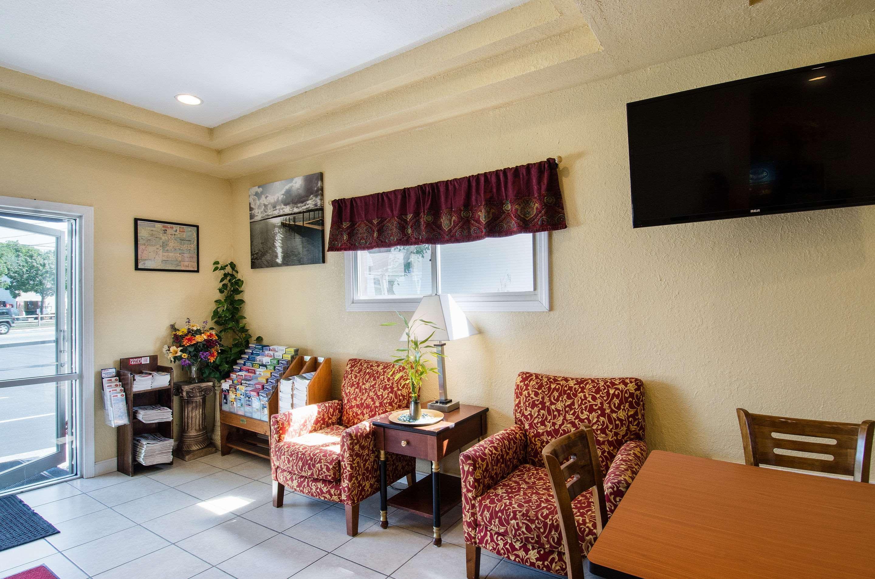 Econo Lodge By Choice - Cape Cod West Yarmouth Exteriör bild