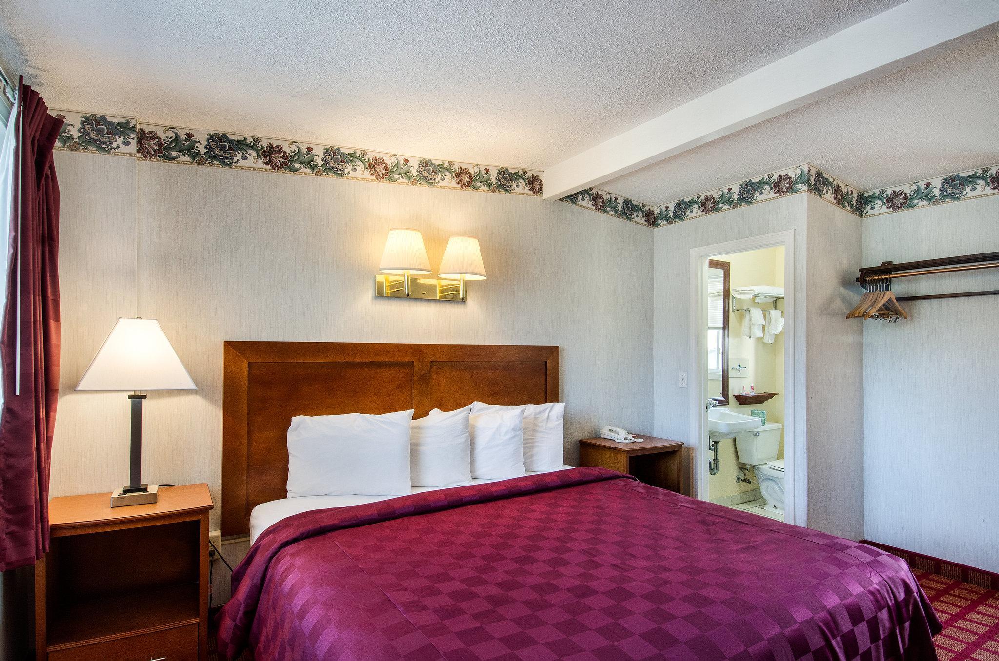 Econo Lodge By Choice - Cape Cod West Yarmouth Exteriör bild
