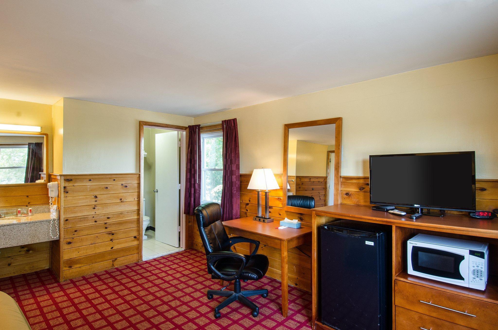Econo Lodge By Choice - Cape Cod West Yarmouth Exteriör bild